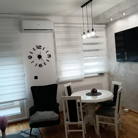 City011 Private Garage Free アパート *